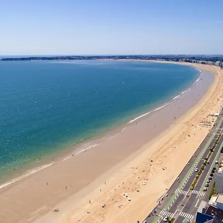 Moderne A 250 M De La Mer * Le Pouliguen